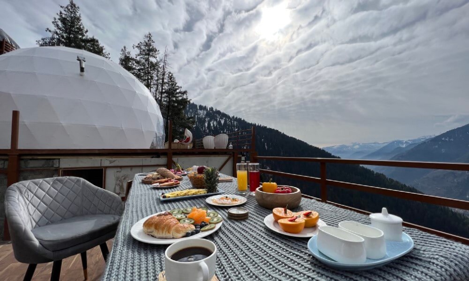 The Elite Riverside Glamping & Wellness Retreat